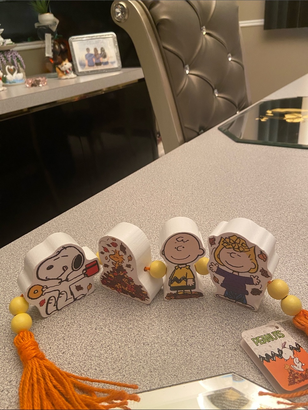 Peanuts Wooden Character Garland - White and Yellow